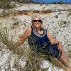 Meet your Posher, Lynn